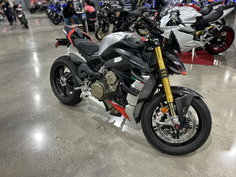Used 2025 Ducati STREETFIGHTER V4 SP2 Image 2