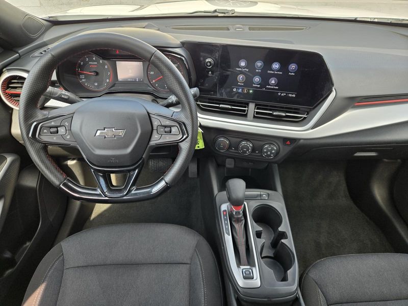 Used 2024 Chevrolet Trax FWD 4dr 1RS