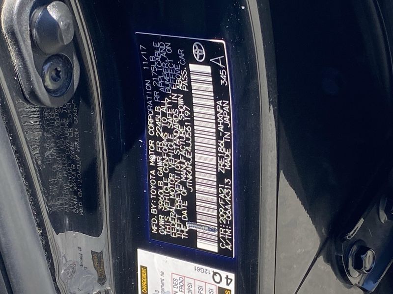 Used 2018 Toyota Corolla iM BaseImage 30