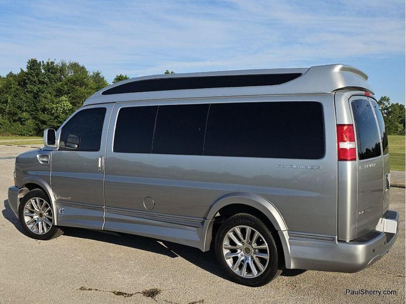Used 2021 Chevrolet Express Passenger LSImage 10