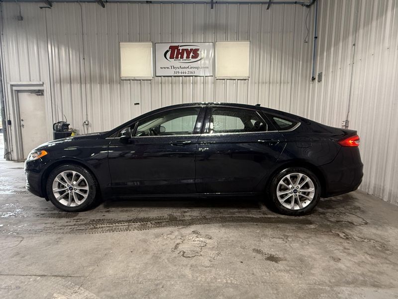 Used 2020 Ford Fusion SEImage 14