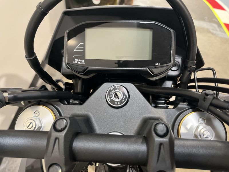 New 2025 Suzuki DR-Z4S Image 19
