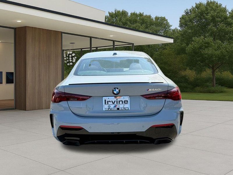 New 2026 BMW 4 Series M440iImage 10