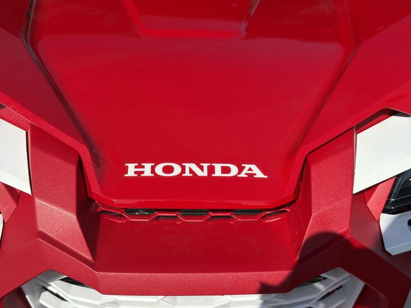 New 2026 Honda TALON1000R4 FOX LIVEVALVE Image 28