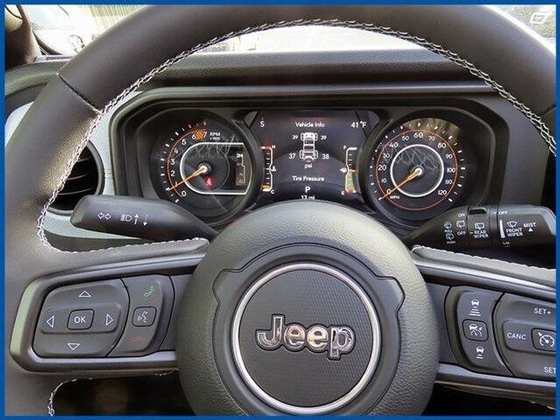 2025 Jeep Wrangler Sport SImage 16