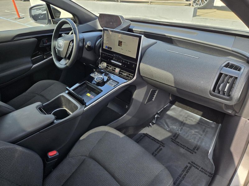Used 2024 Toyota bZ4X XLE FWD (Natl)