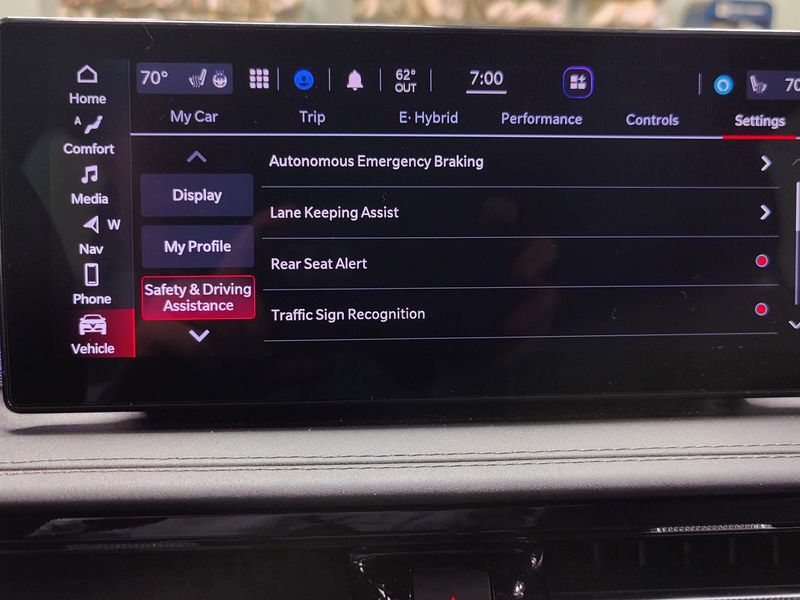 Used 2024 Alfa Romeo Tonale Ti eAWD w/Sunroof/Activ AsstImage 21