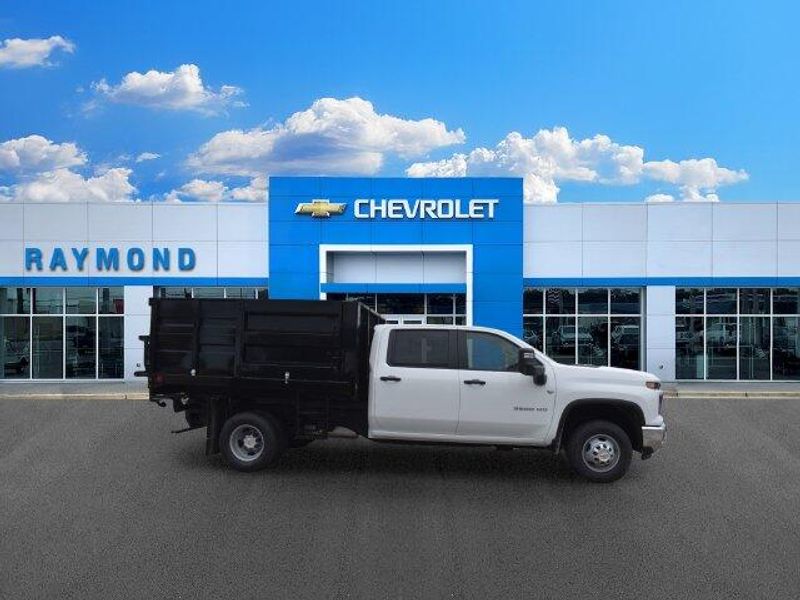 New 2026 Chevrolet Silverado 3500HD Work TruckImage 2