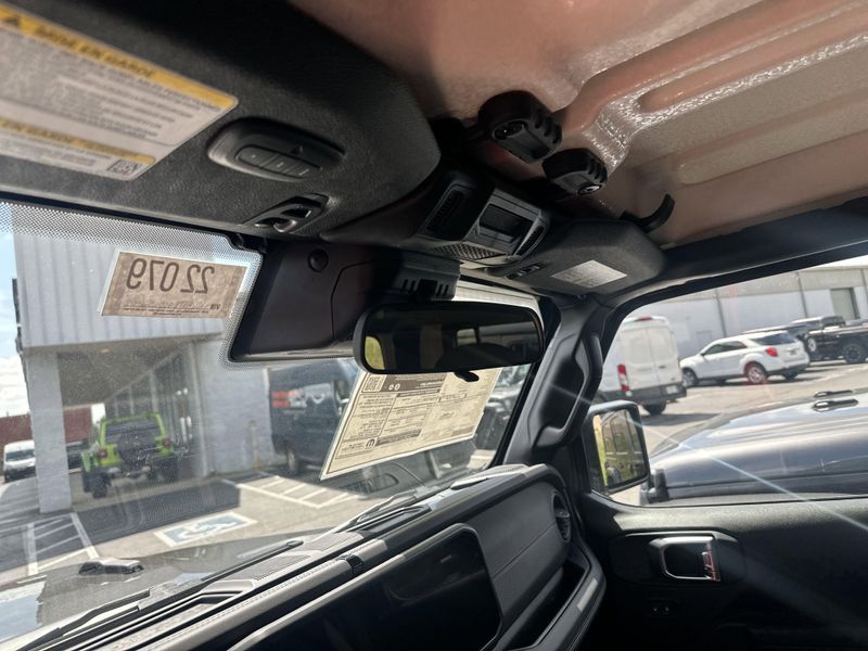 2025 Jeep Gladiator Mojave 4x4Image 30