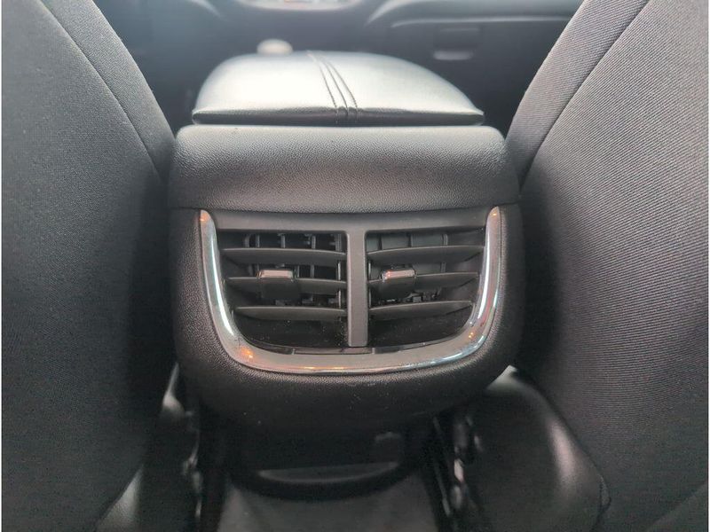 Used 2024 Chevrolet Malibu LTImage 32