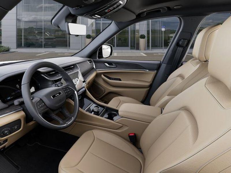 New 2026 Jeep Grand Cherokee L Limited 4x4Image 22