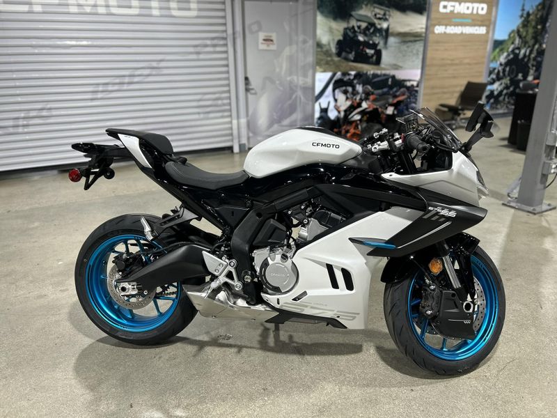 2025 CFMOTO 675SS Image 18