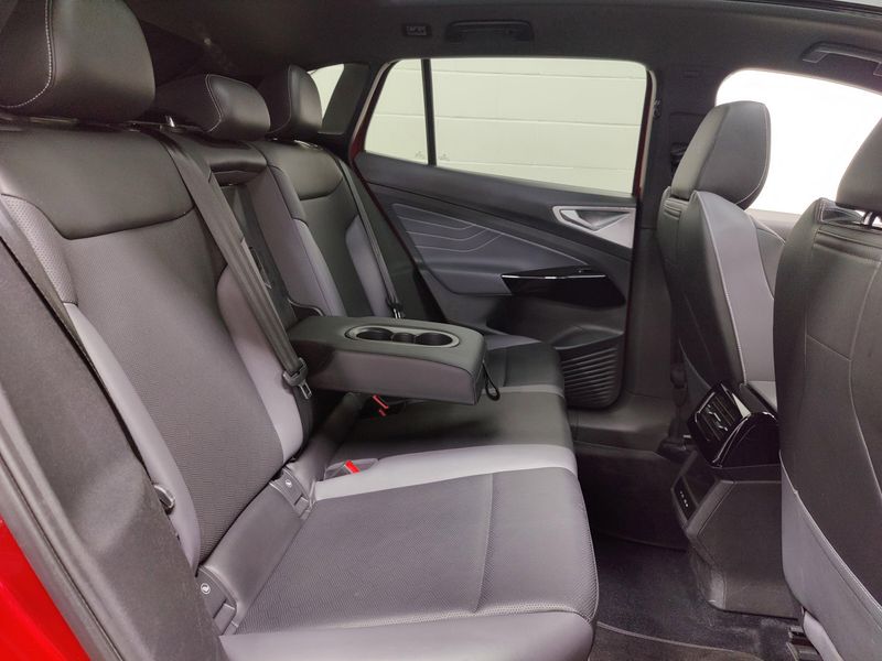 2023 Volkswagen ID.4 Pro S AWD 82kW w/Glass RoofImage 19