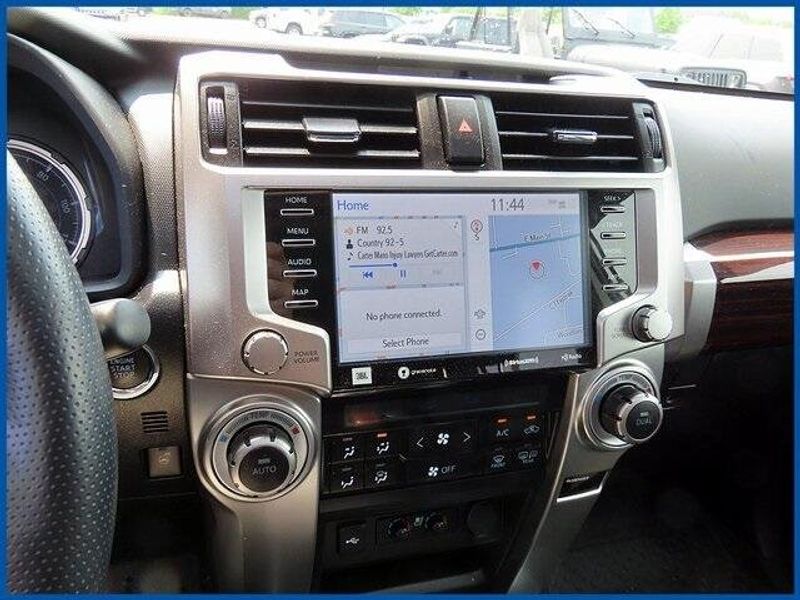 2024 Toyota 4Runner LimitedImage 16
