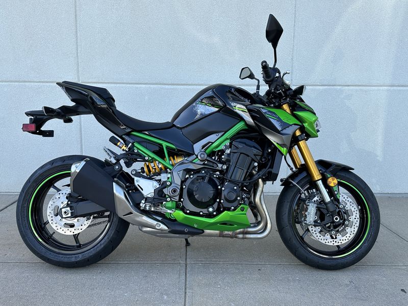 2024 Kawasaki Z900 SE ABSImage 2