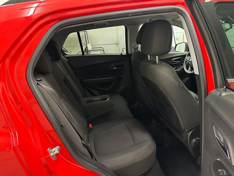 2020 Chevrolet Trax LT photo 19