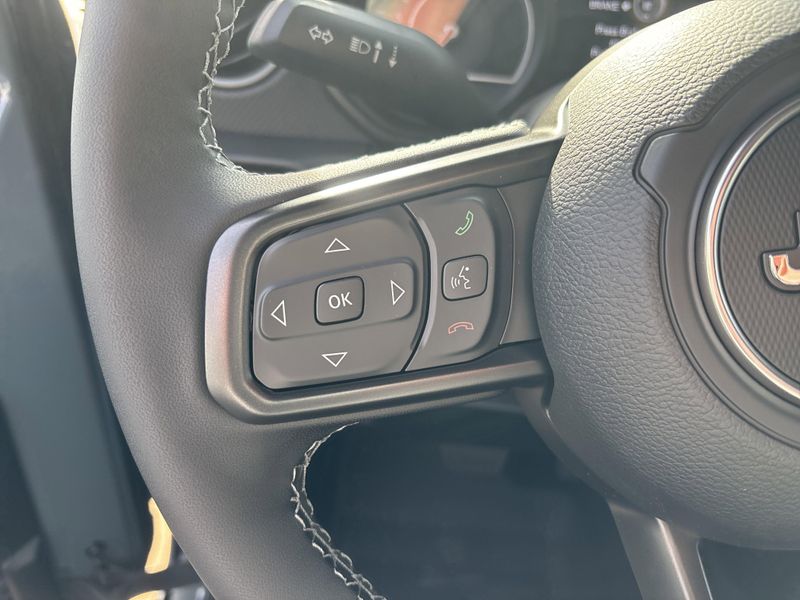 New 2026 Jeep Wrangler 4-door Rubicon XImage 19