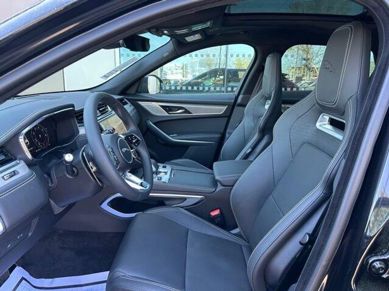 2026 Jaguar F-PACE R-Dynamic S