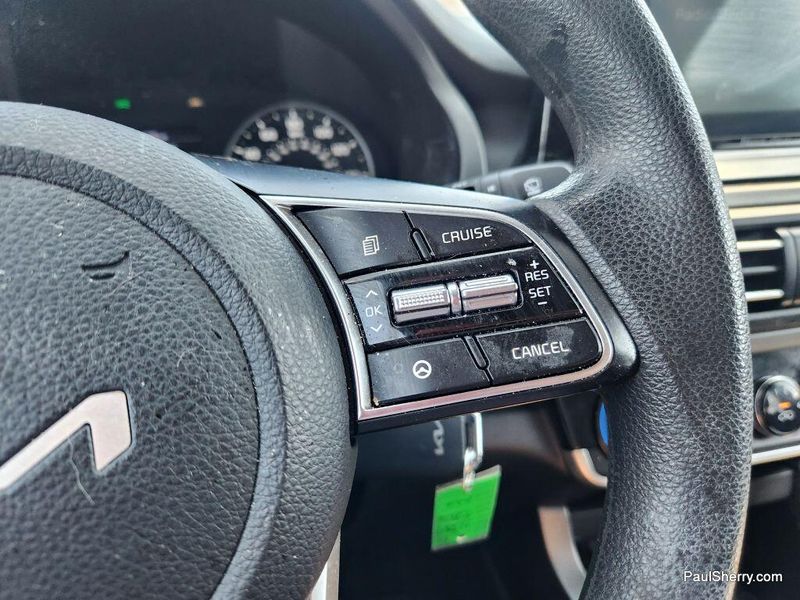 Used 2023 Kia Seltos LX