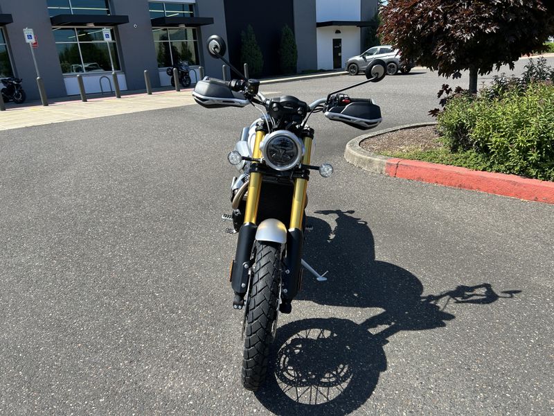 New 2026 Triumph SCRAMBLER 1200 XE 