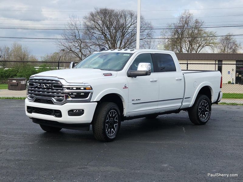 New 2026 RAM 2500 Limited Crew Cab 4x4 6'4' Box
