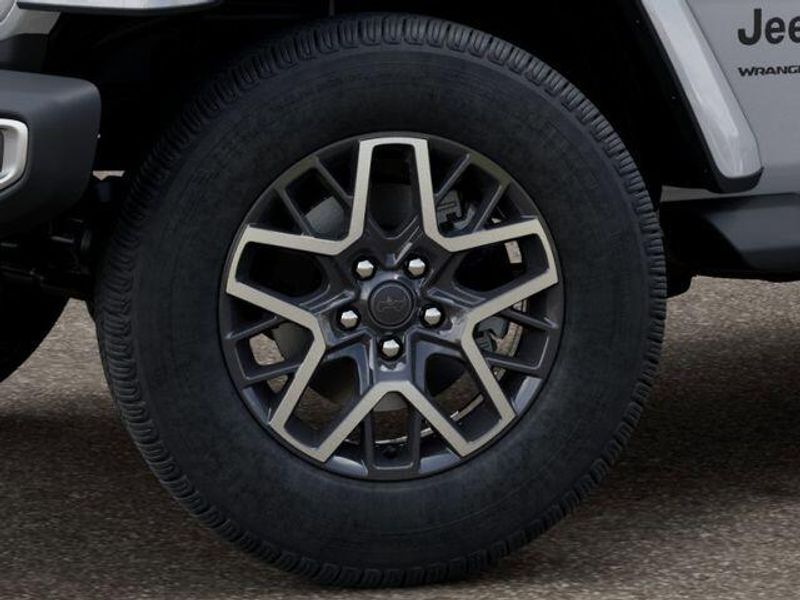 New 2026 Jeep Wrangler 4-door SaharaImage 8