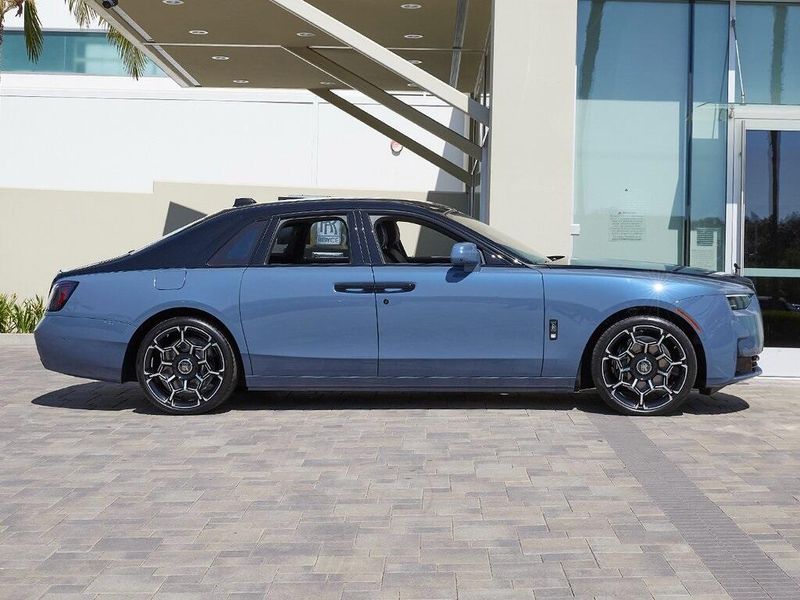 2025 Rolls-Royce Ghost Image 9