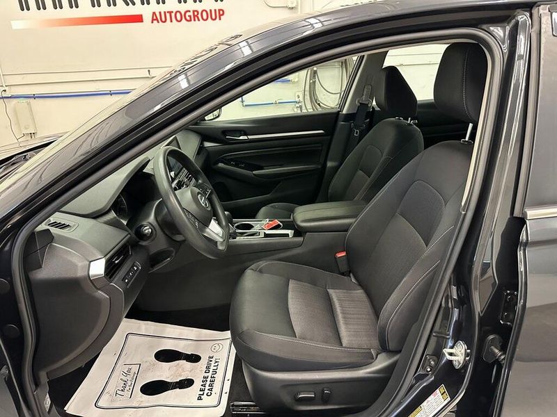2021 Nissan Altima 2.5 SVImage 19