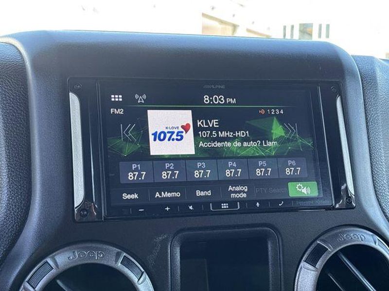 Used 2017 Jeep Wrangler Unlimited SportImage 27