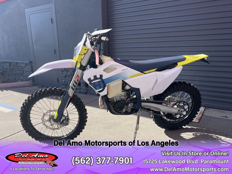 2024 HUSQVARNA FE 450  in a WHITE exterior color. Del Amo Motorsports of Los Angeles (562) 262-9181 delamomotorsports.com 