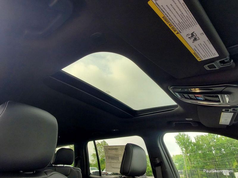 New 2025 Jeep Grand Cherokee L Altitude X 4x4