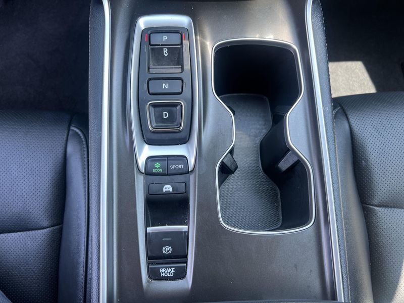 Used 2022 Honda Accord Hybrid EX-LImage 16