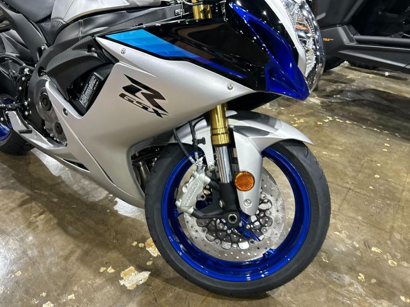 New 2026 Suzuki GSX-R750 Image 14