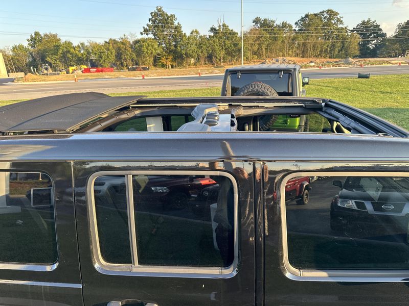 New 2025 Jeep Wrangler 4-door Sport SImage 12