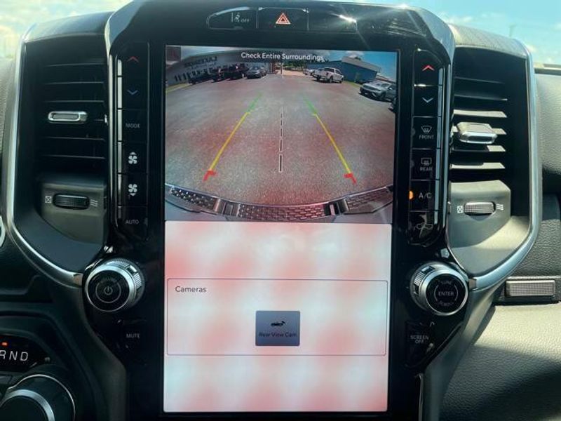 2025 RAM 1500 Big Horn Crew Cab 4x4 5'7' Box