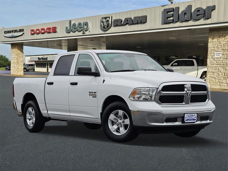 2022 RAM 1500 Classic SLTImage 1