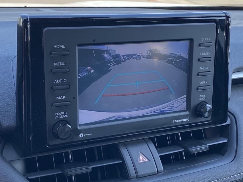 2021 Toyota RAV4 XLEImage 6