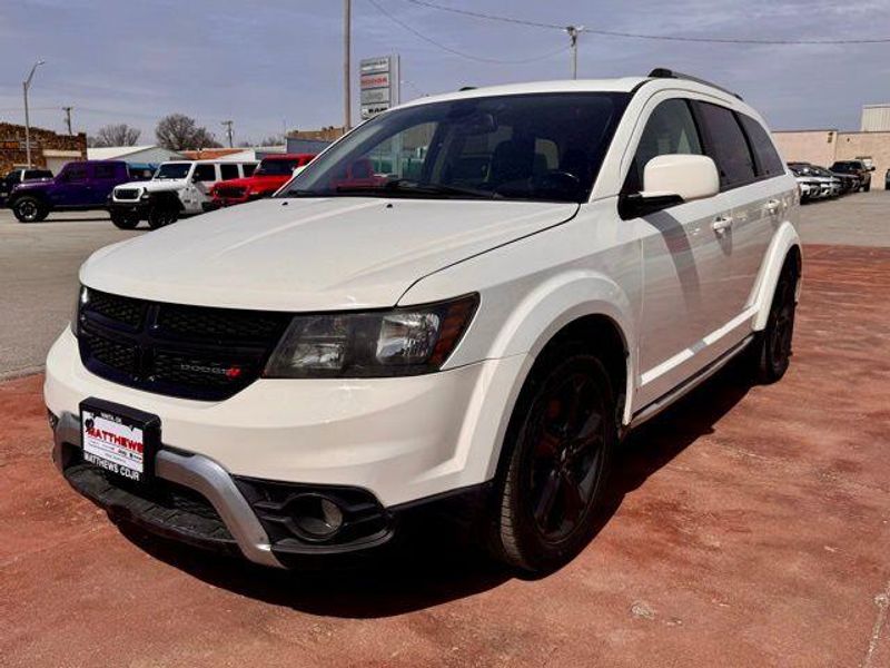 Used 2020 Dodge Journey CrossroadImage 1