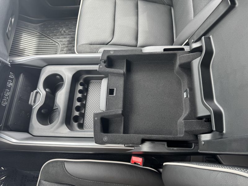 New 2025 RAM 1500 LaramieImage 27