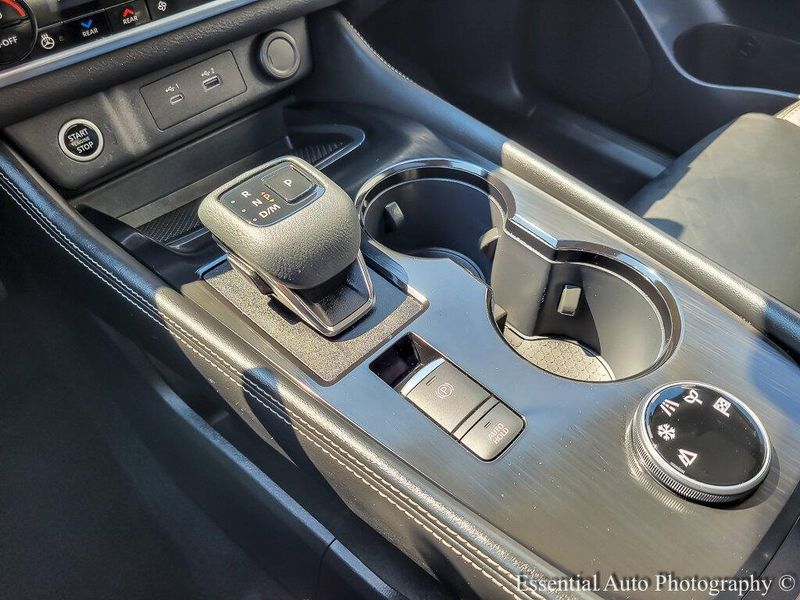 2023 Nissan Rogue SL photo 16