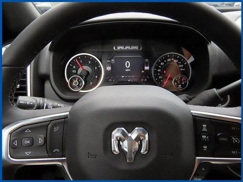 2025 RAM 3500 Big HornImage 15