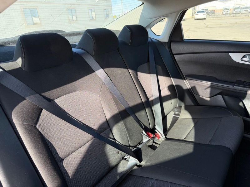 Used 2024 Kia Forte LXSImage 19