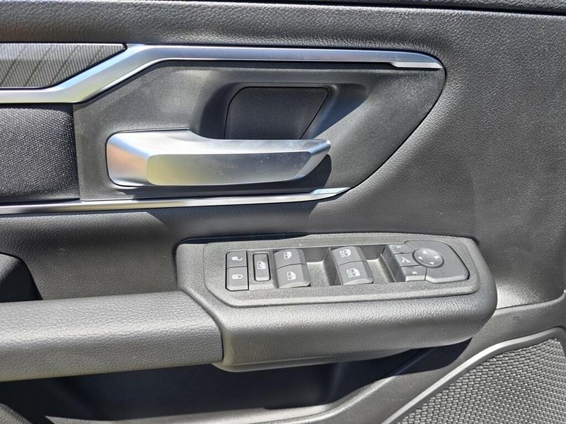 2026 Ram 1500 Big Horn photo 9