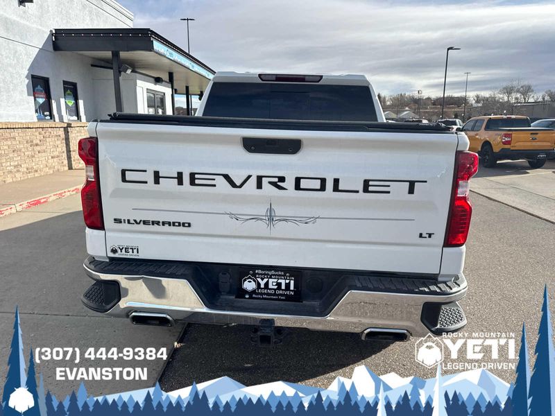 2019 Chevrolet Silverado 1500 LT photo 4