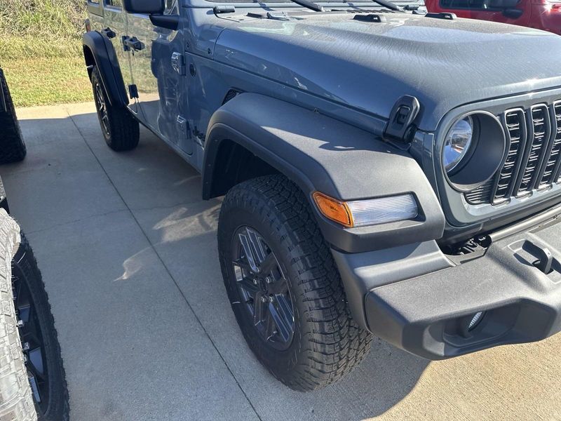 2024 Jeep Wrangler 4-door Sport SImage 4