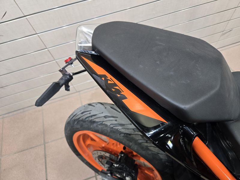 2021 KTM DUKE 200 Image 8