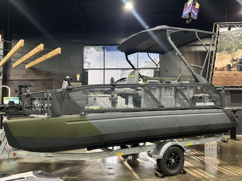 New 2025 Sea-Doo SWITCH FISH 21