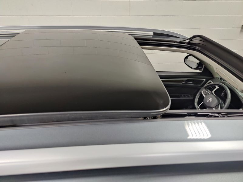 Used 2022 Volkswagen Atlas V6 AWD SEL w/Sunroof/NavImage 6