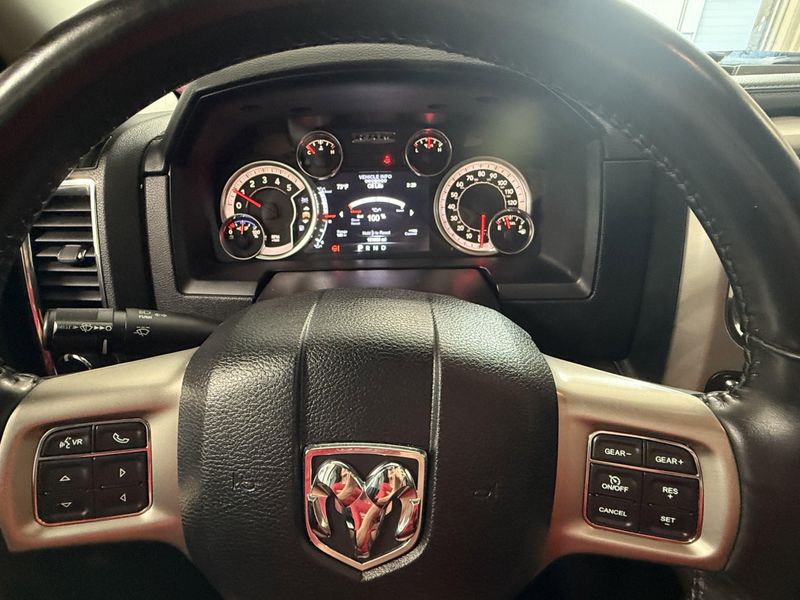 Used 2015 RAM 1500 LaramieImage 24