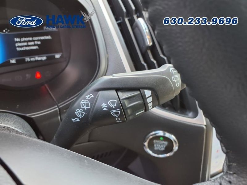 2024 Ford Edge SEL photo 18